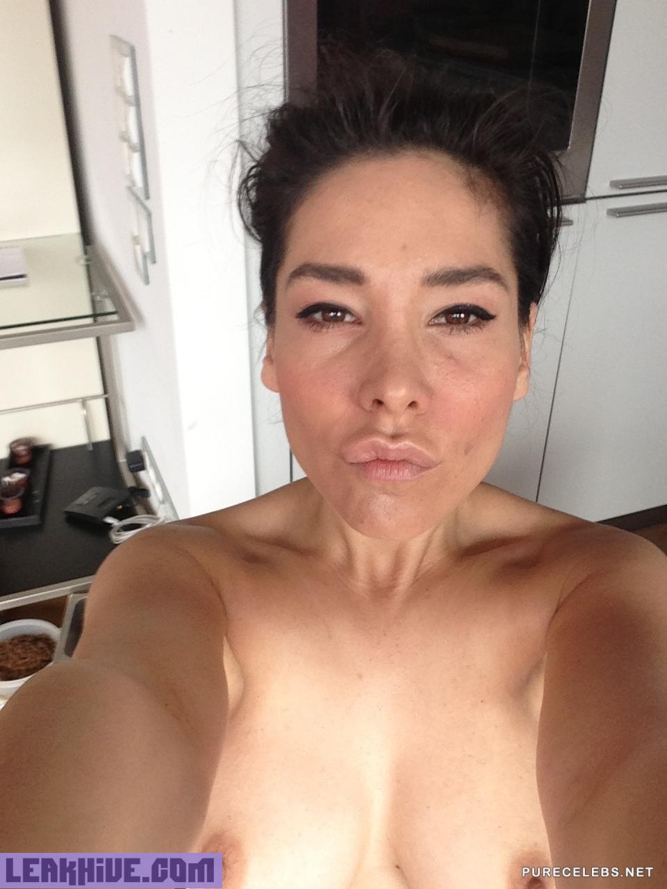 Leaked Sandra Ahrabian Leaked Frontal Naked Selfie Photos