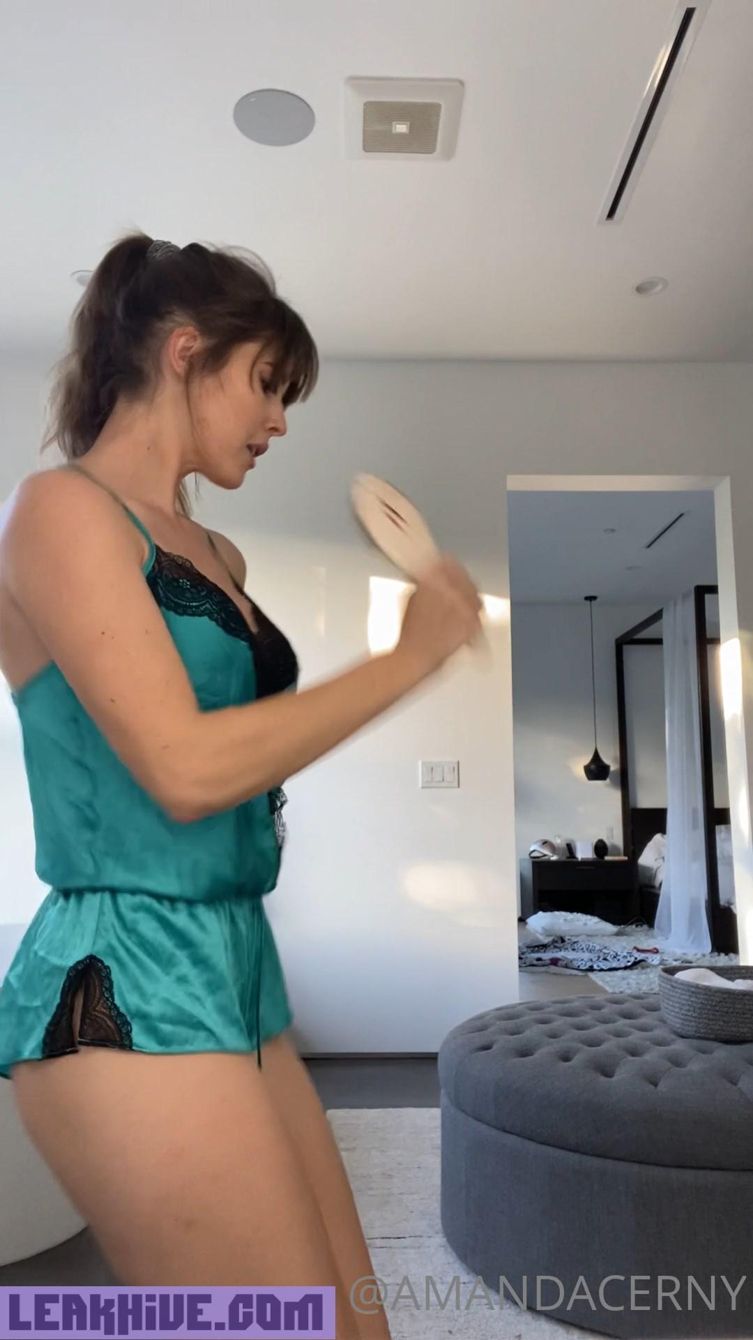 amanda cerny sexy camisole dance onlyfans video leaked ZDZWVE