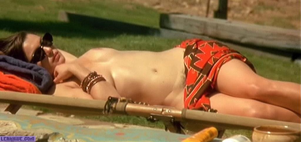Rachel Weisz Nude Boobs In Stealing Beauty Movie